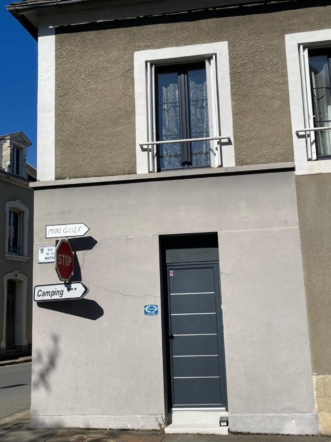 Duplex Apartment Beaumont-sur-Sarthe Luaran gambar